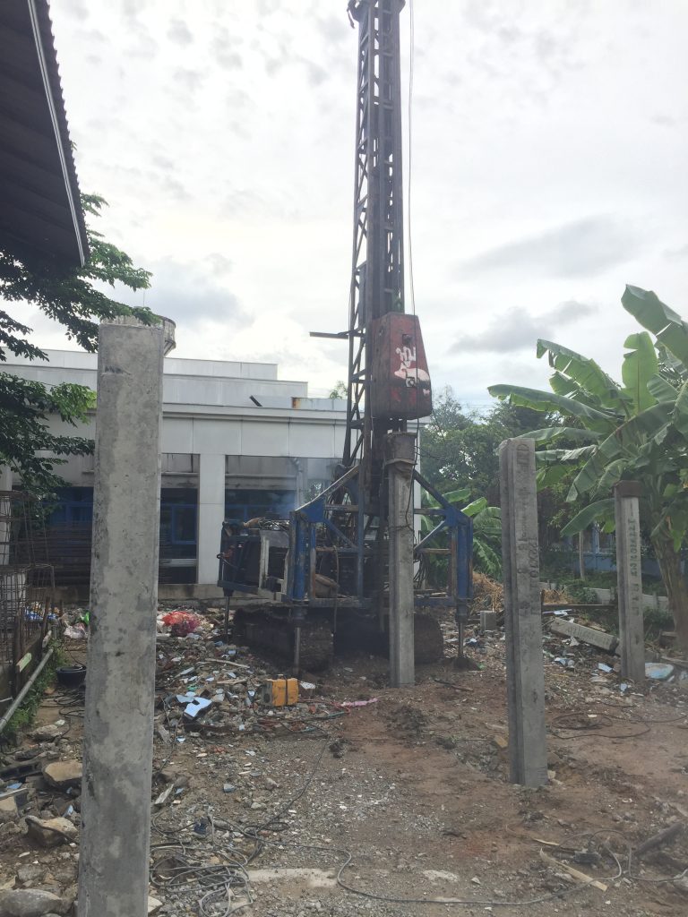 รถปั่นจันตอกเข็ม